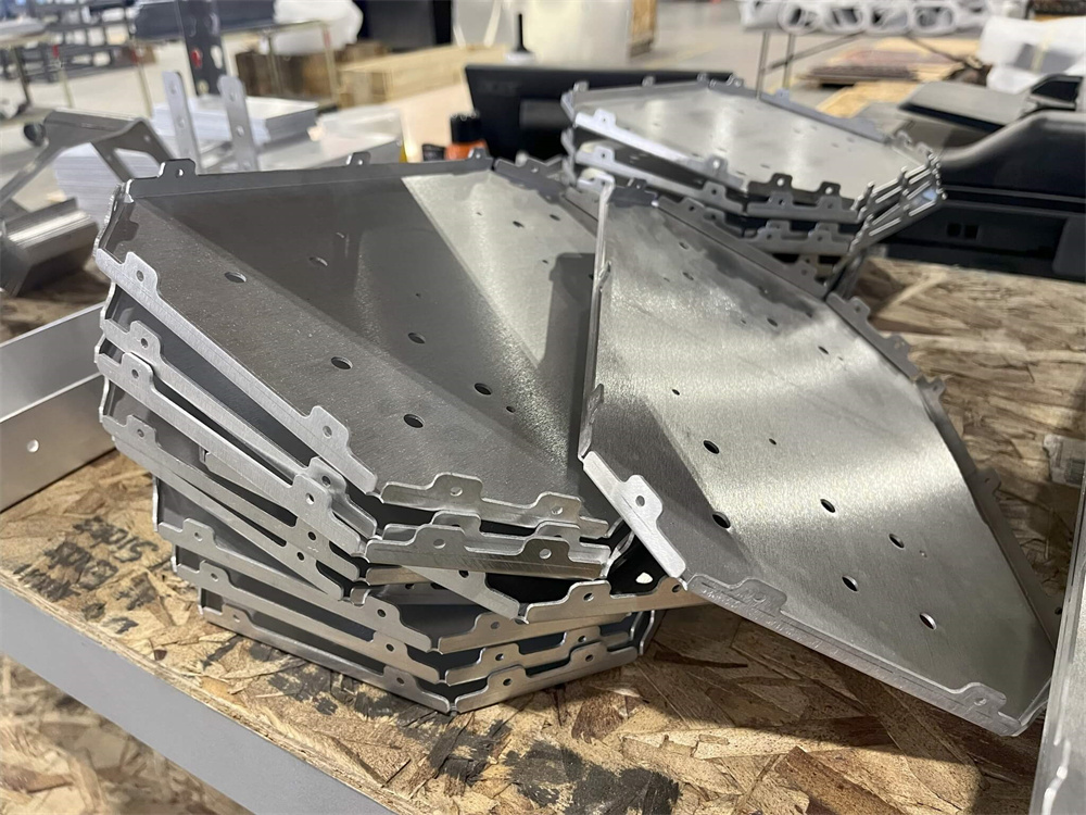 Stainless steel sheet metal parts.jpg Stainless-steel-sheet-metal-parts.jpg